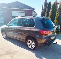 Volkswagen - Tiguan - 4*4