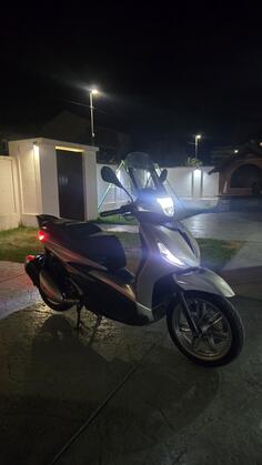 Piaggio - Beverly 300 HPE