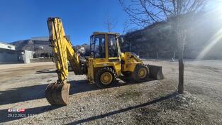 Komatsu - WB98A