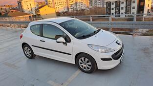 Peugeot - 207 - 1.4 HDI