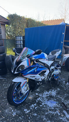 BMW - S1000RR