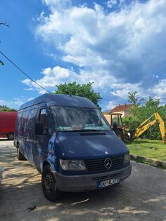 Mercedes Benz - Sprinter