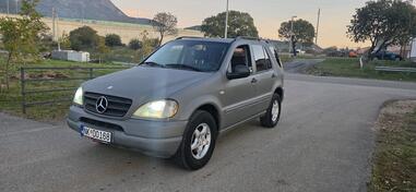 Mercedes Benz - ML 320