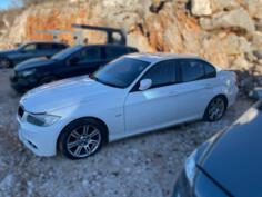 U djelovima BMW - 318 E90 3 M 2011 2.0D