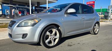 Kia - Cee`d - 1.6 CRDI SPORT