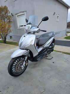 Piaggio - Beverly