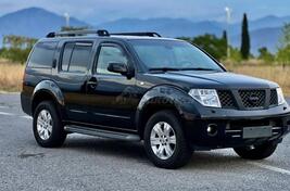 Nissan - Pathfinder - 2.5