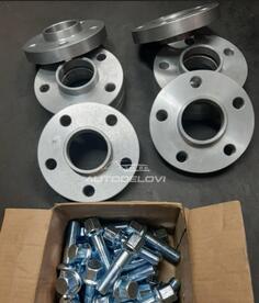 Distance 20 mm - 5x100