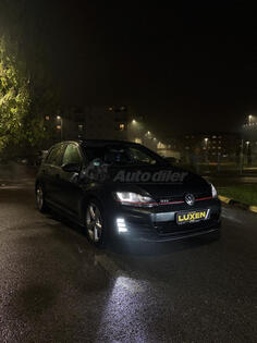 Volkswagen - Golf GTI - 2.0tsi