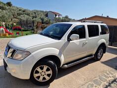 Nissan - Pathfinder - 2.5 140