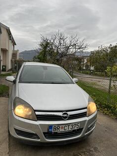 Opel - Astra - 1 7 cdti