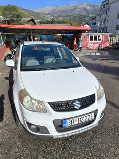 Suzuki - SX4