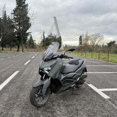 Yamaha - xmax300
