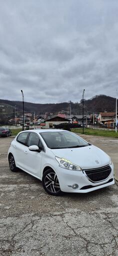 Peugeot - 208 - 1.6
