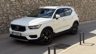 Volvo - XC 40 - 2.0