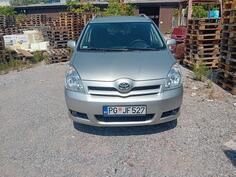 Toyota - Corolla Verso - 2.2 d-cat