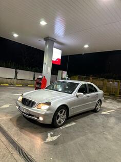 Mercedes Benz - C 200 - 200
