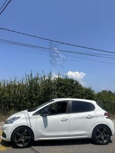 Peugeot - 208 - 1.6 HDI