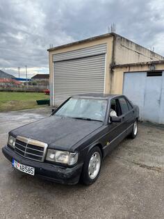 Mercedes Benz - 190 - 190D 2.0