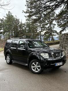 Nissan - Pathfinder - 2.5 tdi