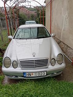 Mercedes Benz - CLK 200 - 2000 kubika kompressor