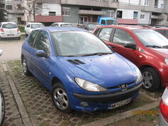 Peugeot - 206