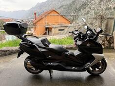 BMW - C650GT