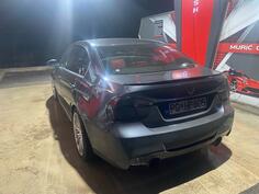 BMW - 330 - 3.5
