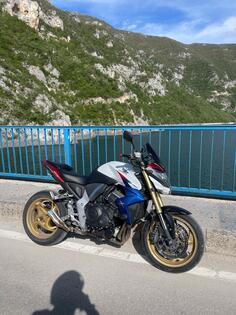 Honda - CB1000R