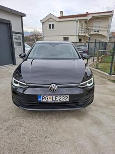 Volkswagen - Golf 8 - 2.0tdi