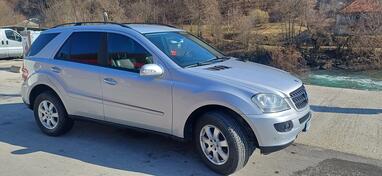 Mercedes Benz - ML 280 - 280