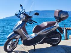 Piaggio - Beverly 350 ST