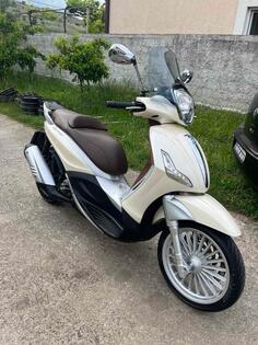 Piaggio - Beverly