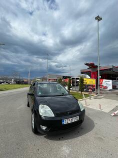 Ford - F-1 - 1.4 ben 2004