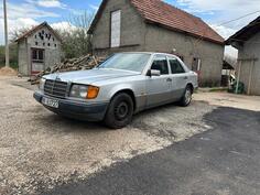 Mercedes Benz - 200 - 2.0