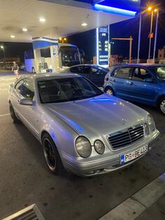 Mercedes Benz - CLK 200