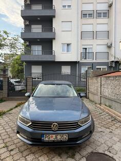 Volkswagen - Passat - 1.6