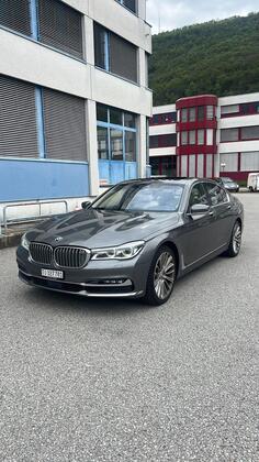BMW - 730 - 3.0