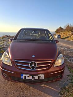 Mercedes Benz - 200 - 2.0