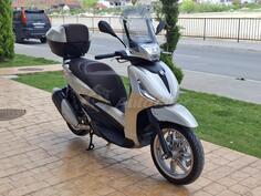 Piaggio - Beverly 300HPE