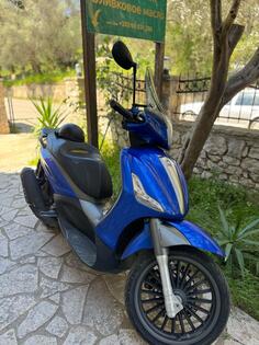 Piaggio - Beverly S