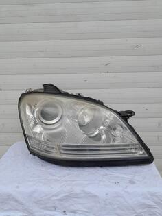 Oba fara za Mercedes Benz - ML 320    - 2007