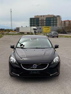 Volvo - V40 - D2