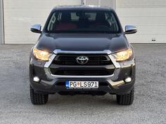 Toyota - Hilux - 2.8 D4D DC A/T6 CITY PLUS TSS