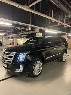 Cadillac - Escalade - 6.2 V8
