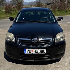 Toyota - Avensis - 1.6