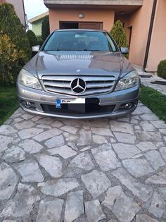 Mercedes Benz - C 200