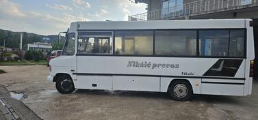 Mercedes Benz - vario 814