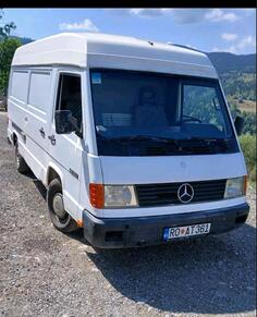 Mercedes Benz - MB 100
