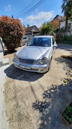 Mercedes Benz - C 220 - 2.2 cdi 110kw